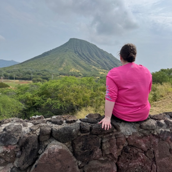 Bethany 🤍 - Picture 2 of 4